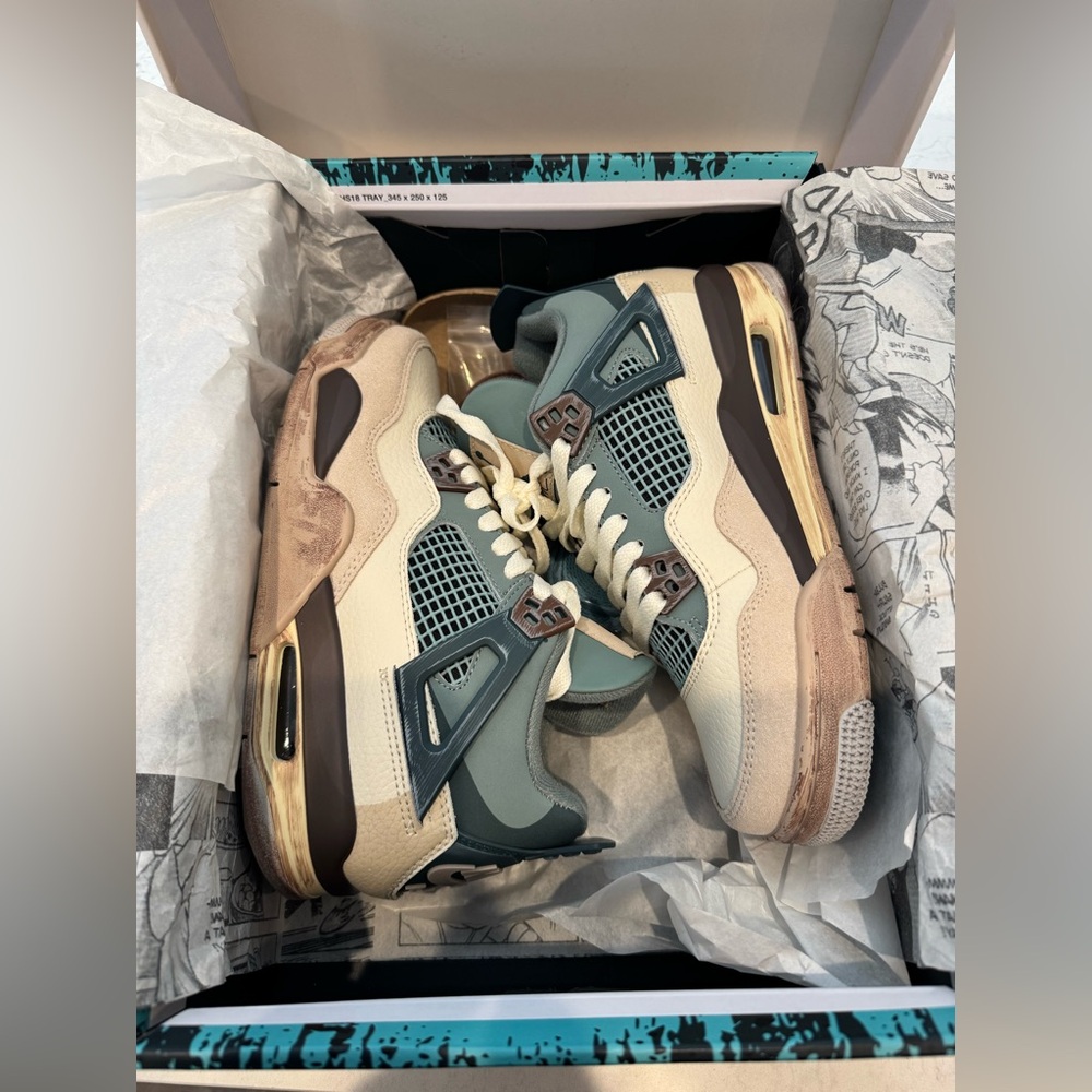Snorlax Jordan 4 - Picture 7 of 11